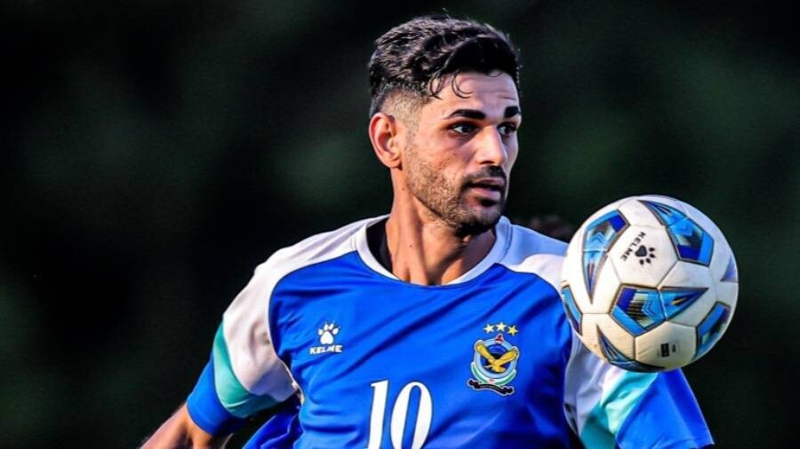 Iraqi striker signs new contract
