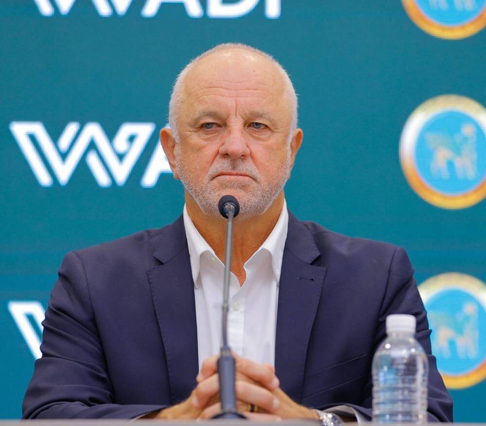Iraq coach Graham Arnold arrives in Switzerland for World Cup playoff draw