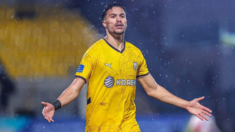 Iraqi Duhok Club Interested in Tunisian Footballer