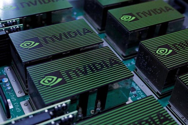 Инвесторы ставят против Nvidia на фоне угроз для лидерства Microsoft
