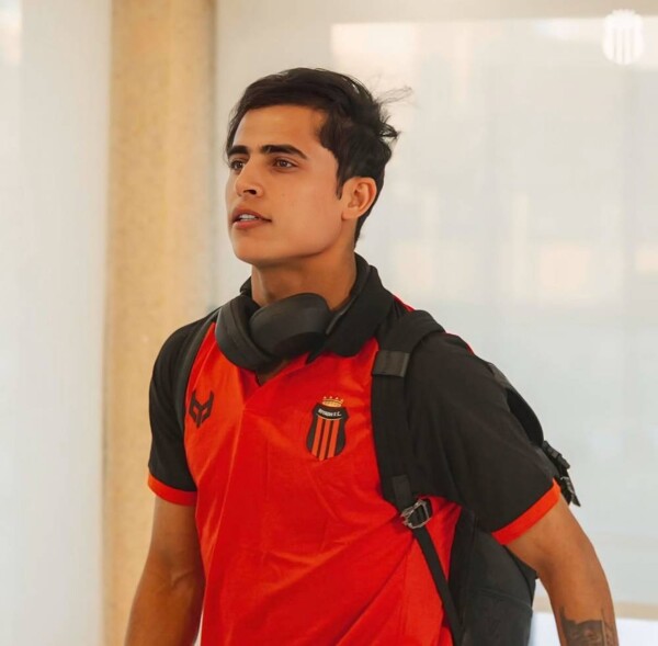 Iraqi footballer Ibrahim Baysh completed treatment after trauma