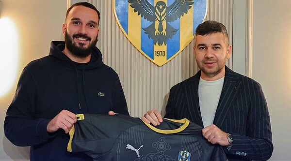 Iraqi club Duhok signs French goalkeeper